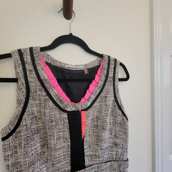 Tahari tweed dress - Picture 2 of 4